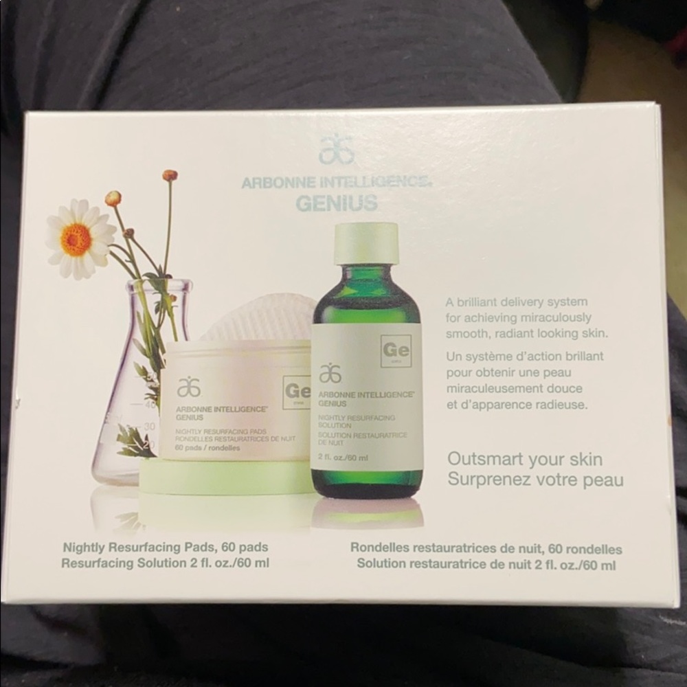 Unopened Arbonne Genius resurfacing pads